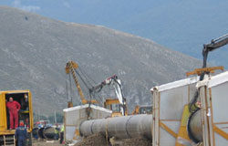 Nuovo metanodotto in arrivo: Wwf pronto alle barricate Foto della posa in opera del metanodotto