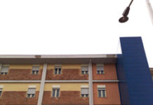 Il Partito Socialista denuncia «la mossa elettorale» Vista dell'Ospedale appena ristrutturato