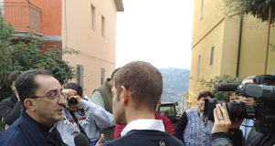 Speciale del TG5 sul nostro ospedale il TG5 intervista Don Franco