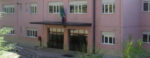 Escavatore trancia conduttura del gas: al liceo esami interrotti Escavatore trancia conduttura del gas: al liceo esami interrotti