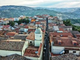 Nonostante tutto, pur sempre una città