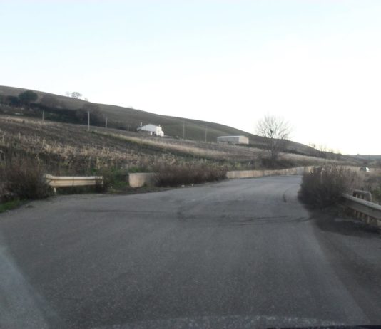 AL VIA I CANTIERI PER LA REALIZZAZIONE DELLA VARIANTE DI “SAN MARCO DEI CAVOTI” ALLE SS212 “DELLA VAL FORTORE” E 369 “APPULO-FORTORINA”, IN PROVINCIA DI BENEVENTO strada_6