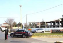 In preda ai fumi dell’alcol, minacce e botte ai vicini