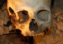 La cripta della Chiesa Nuova