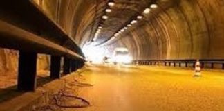 Volturara, lesione alla galleria: ‘passo del lupo’ chiusa per 40 giorni „C’è una lesione nella galleria ‘Passo del Lupo’, Anas al lavoro su SS 17: traffico interdetto per altri 40 giorni