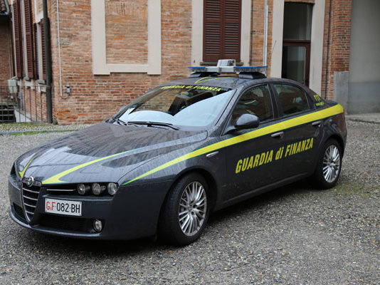 Gare d’appalto irregolari. Sequestrati dalla Finanza oltre 500mila euro