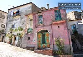 Fuga di gas, crolla abitazione ad Alberona: sei persone tratte in salvo, c’è un disperso