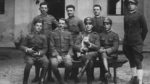 Il tempo del coraggio. La storia dei Ragazzi del โ99 e gli operatori sanitari di oggi. Il filo rosso che unisce due battaglie Il tempo del coraggio. La storia dei Ragazzi del โ99 e gli operatori sanitari di oggi. Il filo rosso che unisce due battaglie
