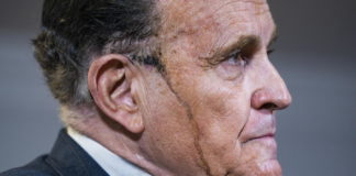 Rudolph Giuliani come Vittorio Emanuele II