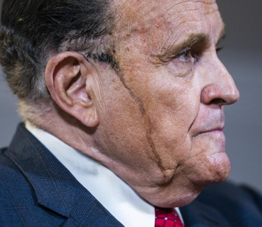 Rudolph Giuliani come Vittorio Emanuele II