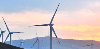 Pietramontecorvino stipula un patto con le società dell’eolico e prende un “pacco”
