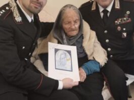 115 anni, i Carabinieri festeggiano nonna Laurina