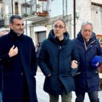 De Caro c’è, Fico? De Caro c’è, Fico?
